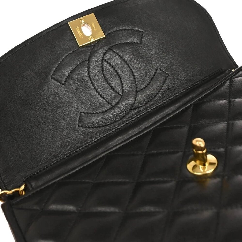 Chanel Black Lambskin Paris Shoulder Bag 155683 - Picture 5 of 10
